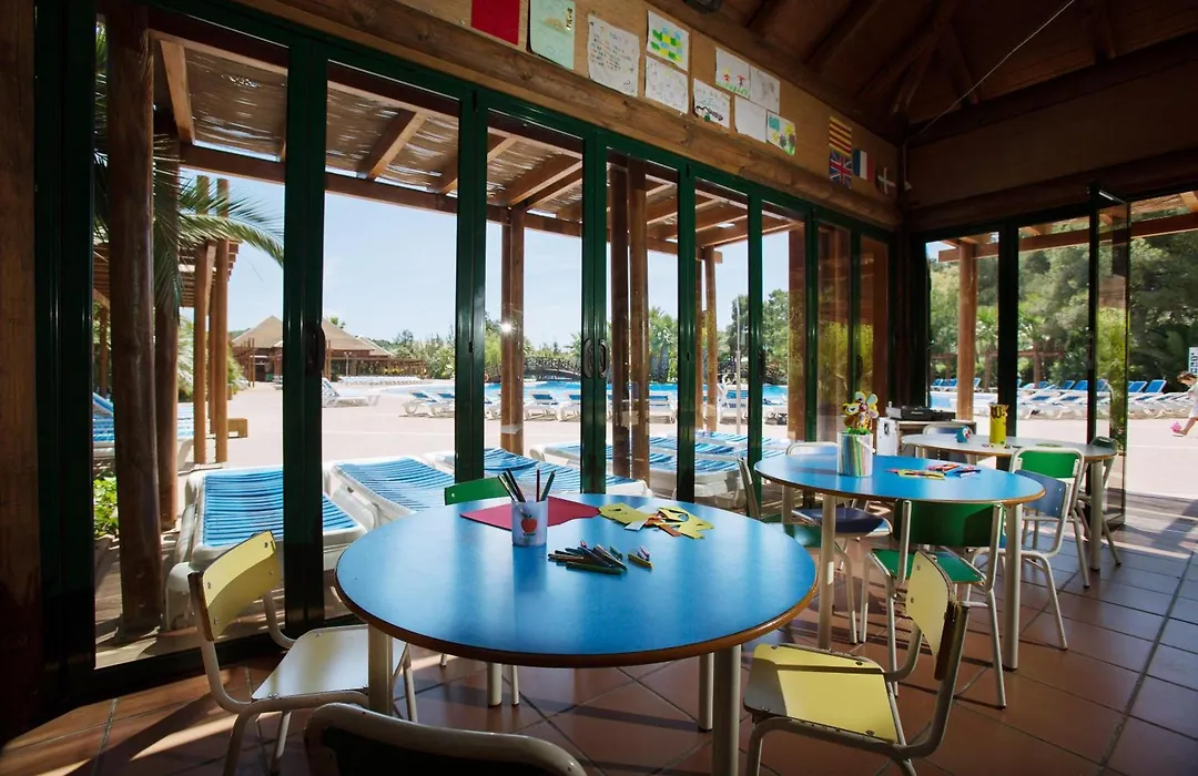 Camping Estival Torre de la Mora-1